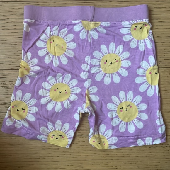 Little Sleepies Size 3 Short Sleeve/Shorts Set! - Picture 4 of 6